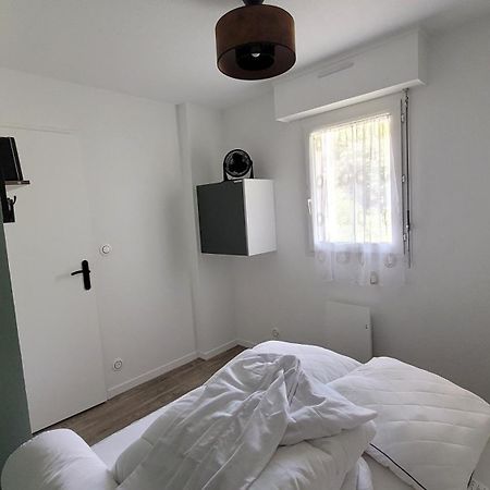 Studio 19 M² avec cuisine d'appoint et proche de tout Lanester Extérieur photo