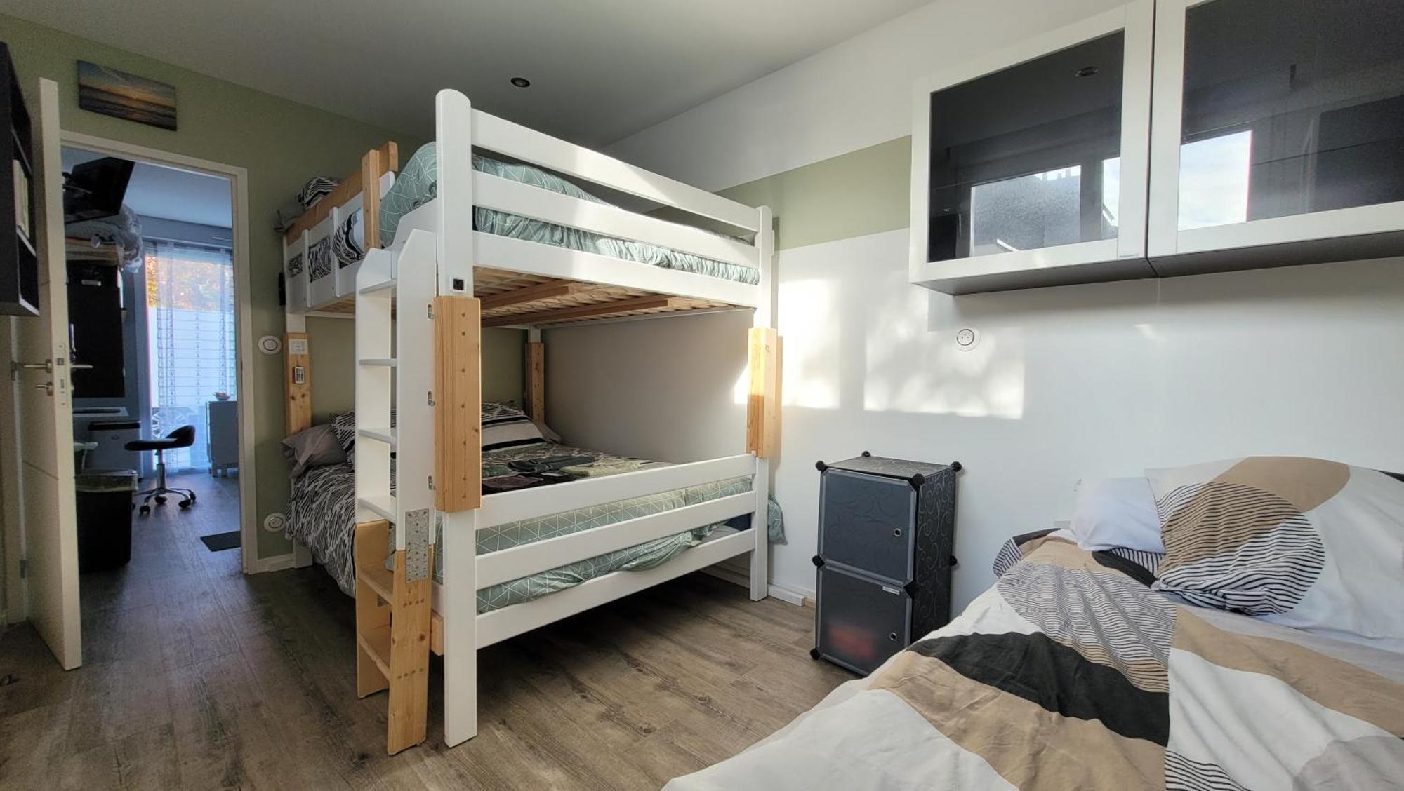 Studio 19 M² avec cuisine d'appoint et proche de tout Lanester Extérieur photo