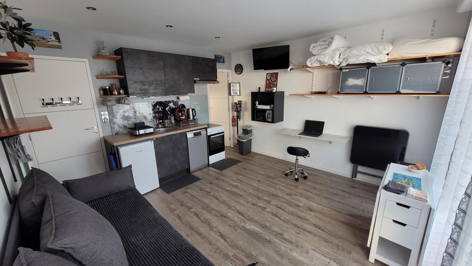 Studio 19 M² avec cuisine d'appoint et proche de tout Lanester Extérieur photo