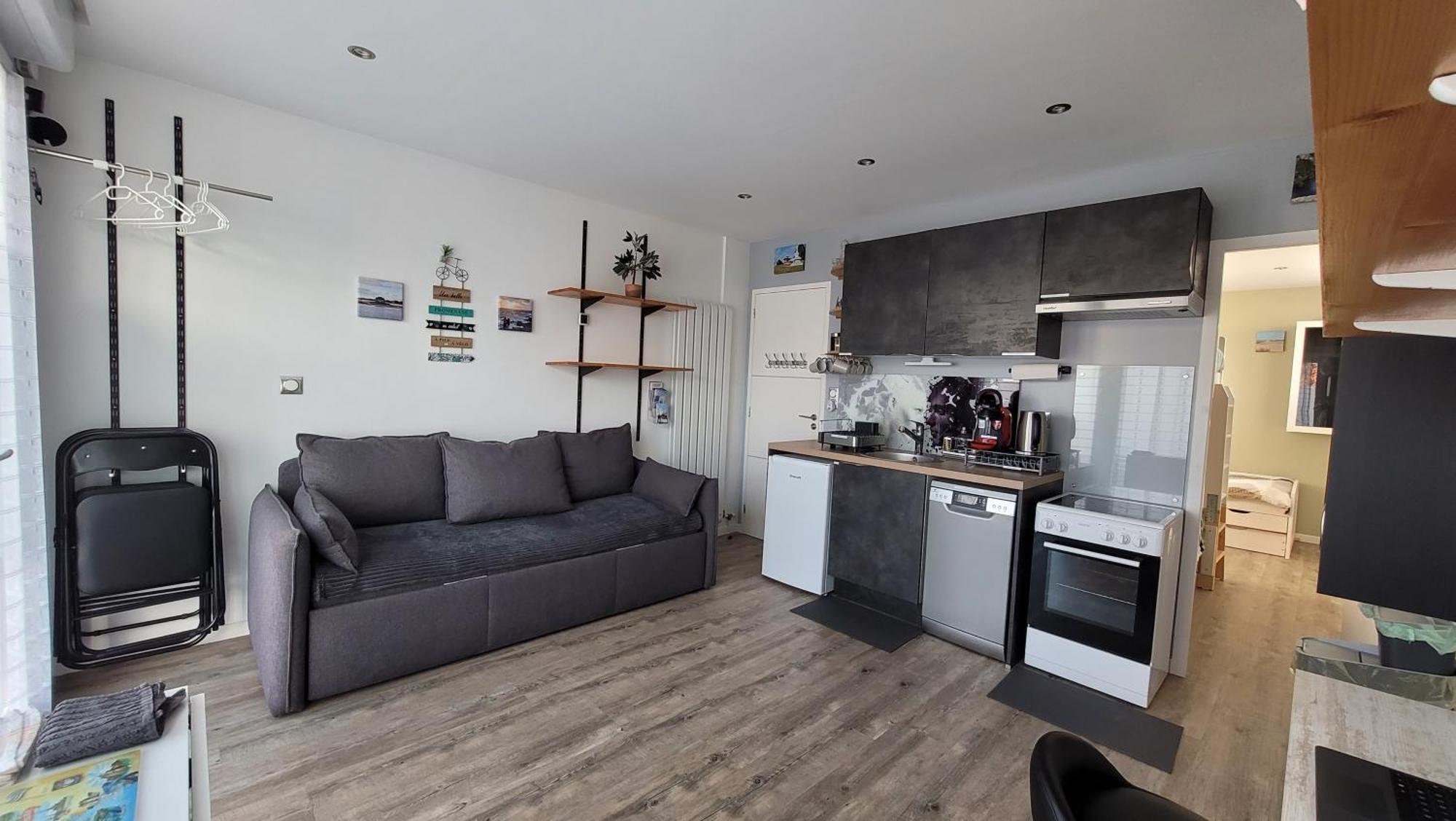 Studio 19 M² avec cuisine d'appoint et proche de tout Lanester Extérieur photo