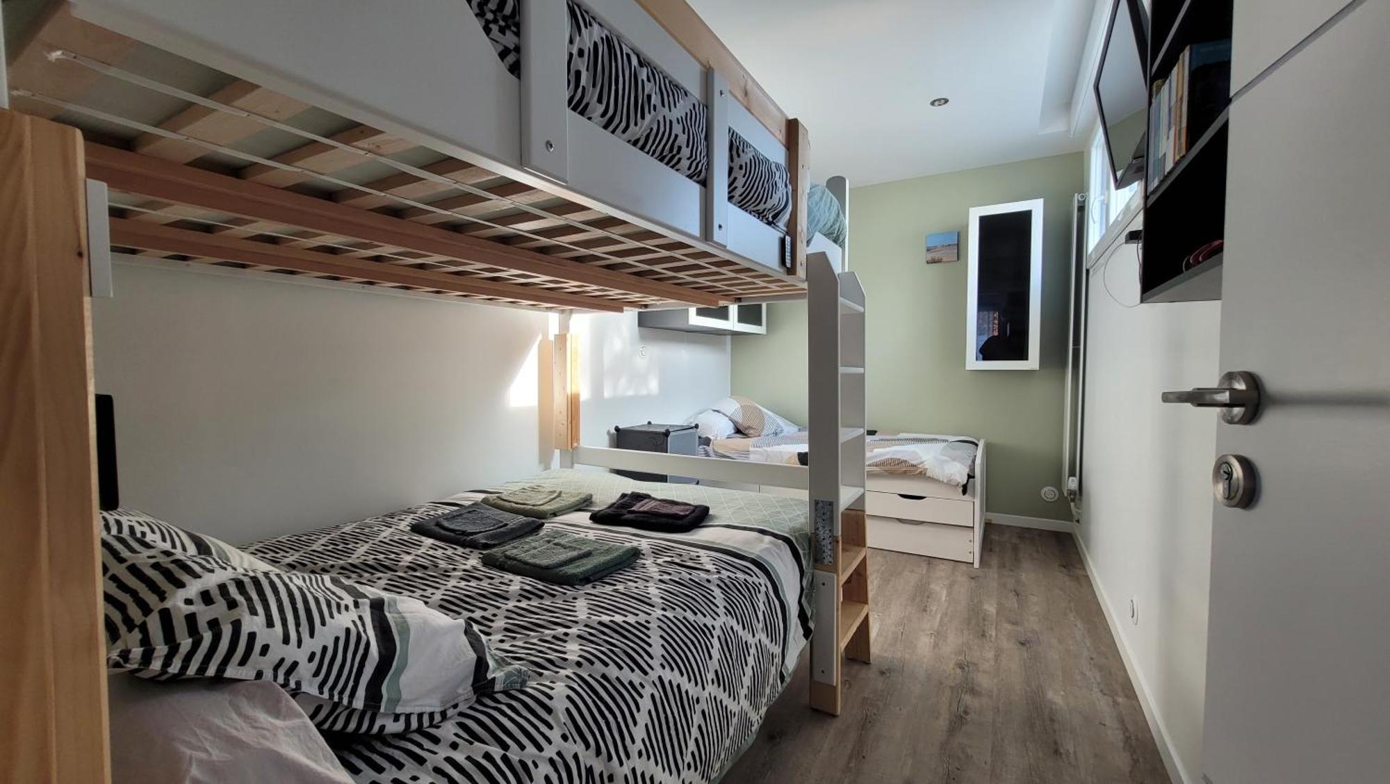 Studio 19 M² avec cuisine d'appoint et proche de tout Lanester Extérieur photo